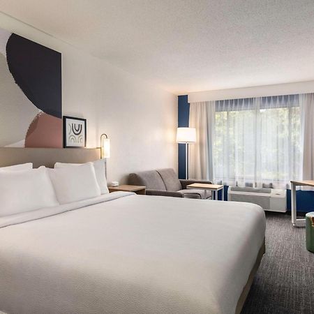 Spark By Hilton Mystic Groton Exterior photo