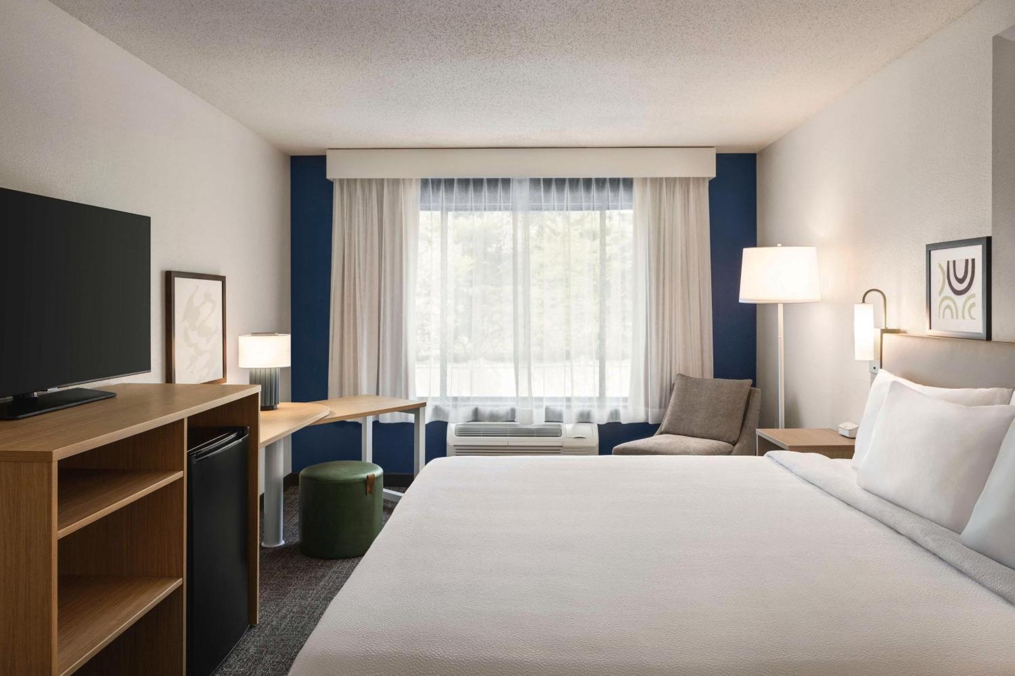 Spark By Hilton Mystic Groton Exterior photo