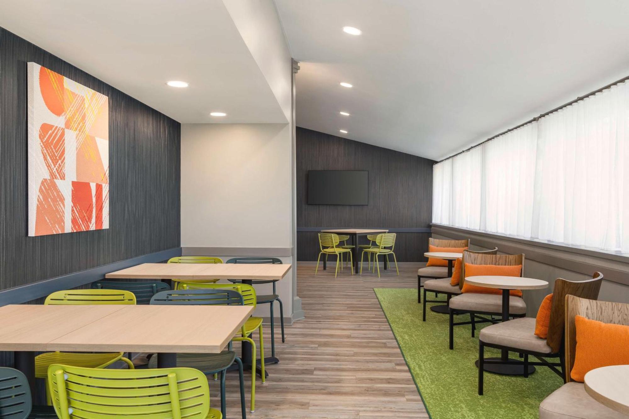 Spark By Hilton Mystic Groton Exterior photo
